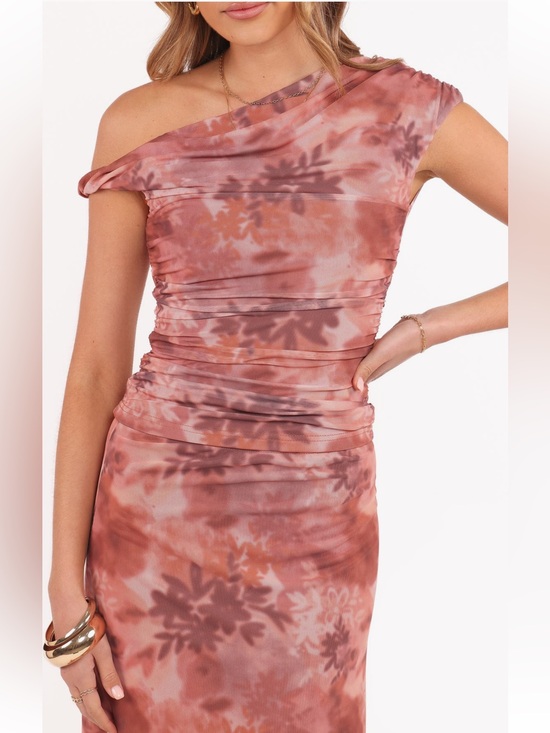 Petal & Pup Dresses & Skirts - Petal & Pup Donata Ruched One Shoulder Mesh Dress Floral L NWT